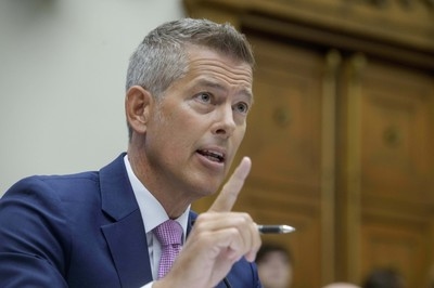 US announces limits on Mexican flights