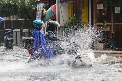 Philippines hit by heavy rains, severe flooding amid series of storms, monsoon