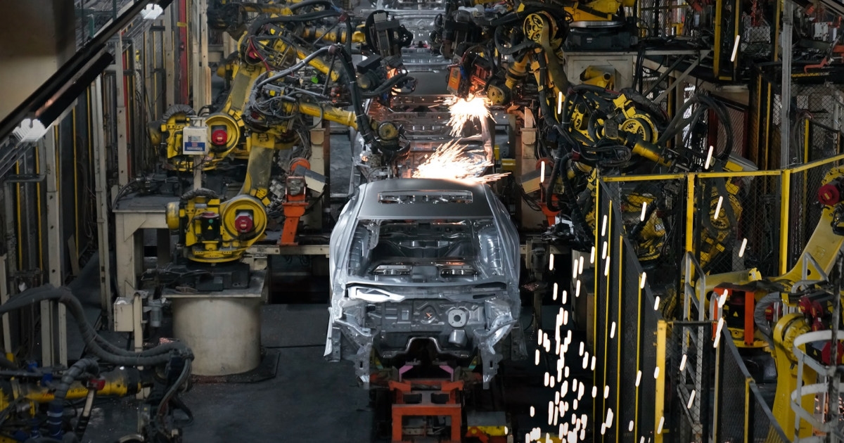 Nissan Delays U.S. Production Of Two EVs