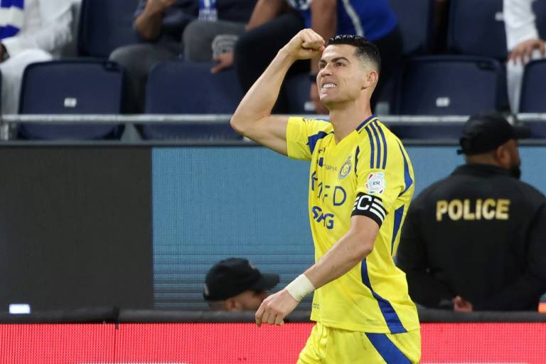 النصر السعودي يمدد عقد رونالدو