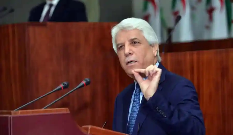 السجن 4 سنوات لوزير العدل الجزائري الأسبق الطيب لوح بتهم فساد