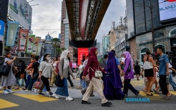 Revised GDP Growth Forecast Reflects Malaysia's Economic Realities -- Economist
