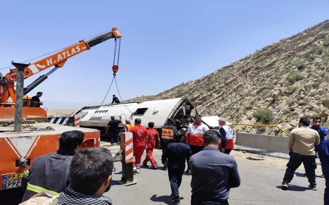 21 Killed, 37 Wounded As Bus Overturns In S. Iran