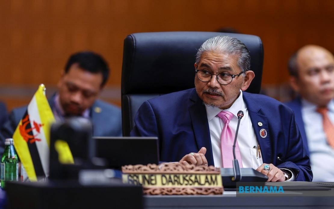 Brunei's Second Foreign Minister on Working Visit to Malaysia for 26th EOL Meeting