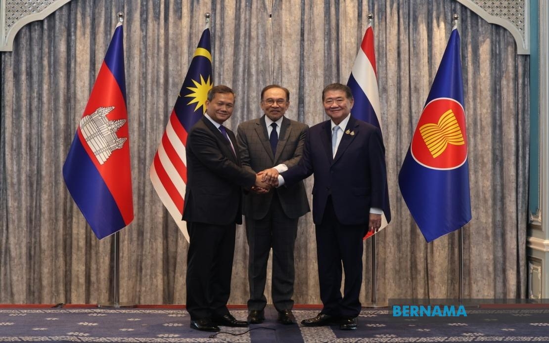 Trump Lauds Manet For Successful Ceasefire Talks In Malaysia