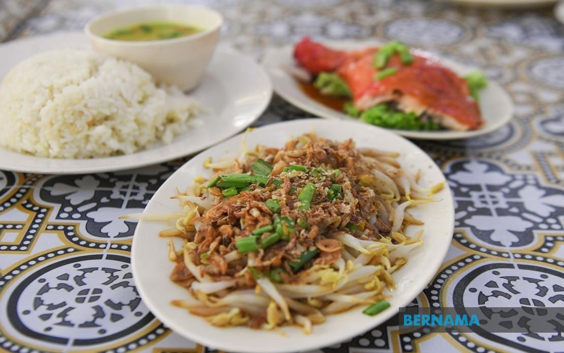 Here's The Crunch: Towkay's Open Secret Of Ipoh Bean Sprouts