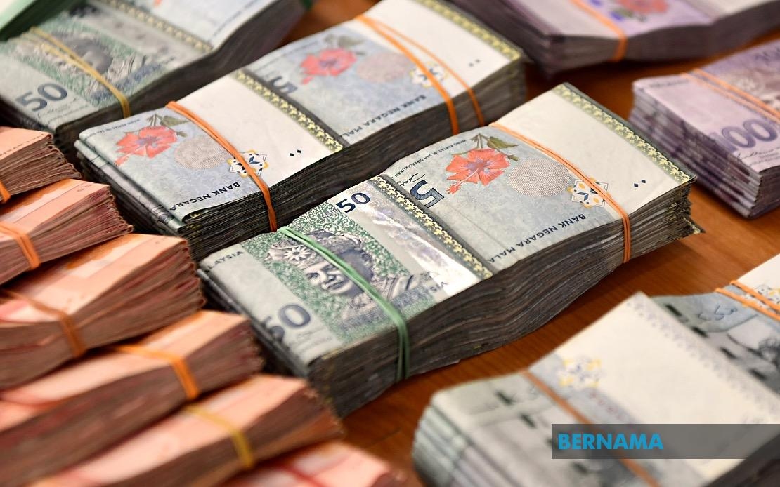 Elderly E-Hailing Driver Loses RM301,300 To Online Investment Scam