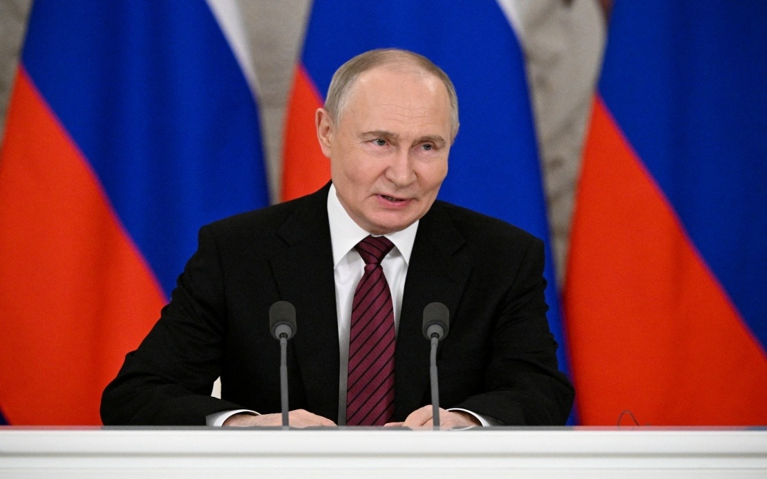 Putin, Anwar to Hold Talks on Bilateral Ties and Regional Issues