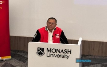 10,000 Local Engineers To Be Trained Under Arm Ltd's 10-Year Semiconductor Programme — Amirudin