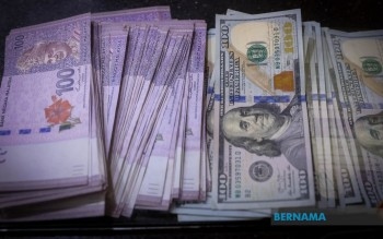 Ringgit On Firmer Footing Against US Dollar In Early Trade
