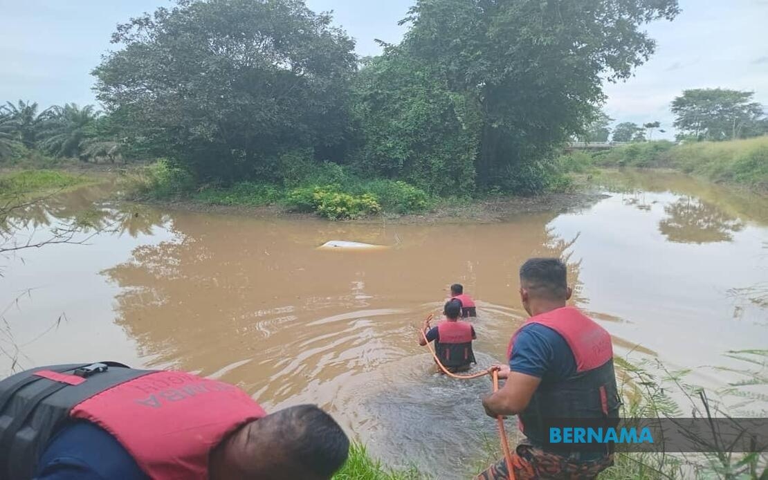 Vehicle Found In Johor River: Family First Thought Missing Man Was Joking
