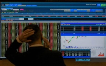 Bursa Malaysia Ends Flat Amid Cautious Sentiment, Mixed Domestic Developments