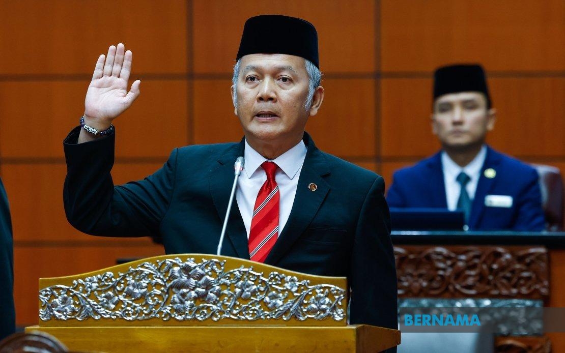 Ahmad Ibrahim Sworn In As Senator For Second Term