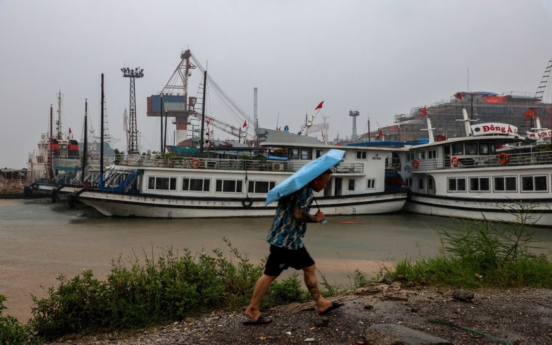 Vietnam Airlines Group Cancels Flights As Typhoon Wipha Nears