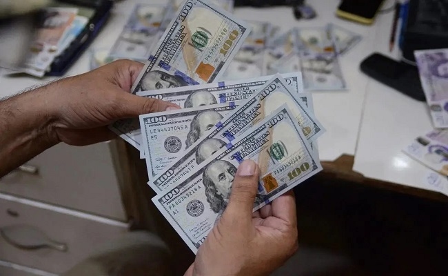 سعر صرف الدولار مقابل الجنيه بنهاية تعاملات الأربعاء.. آخر تحديث في البنوك