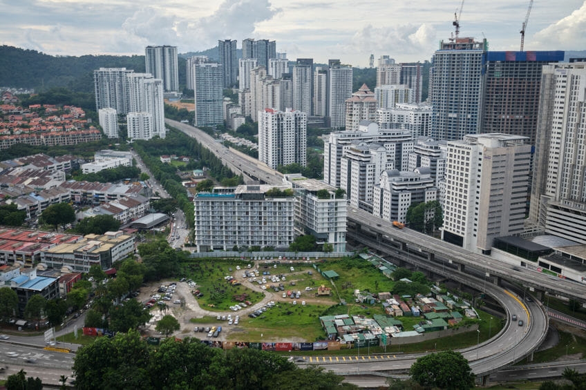 Klang Valley Property Market Shows Signs Of Recovery: HLIB