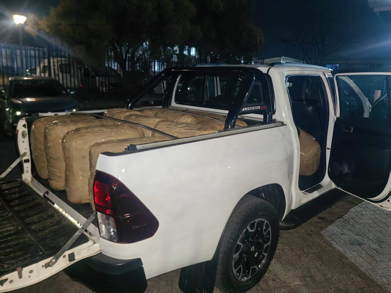 Four arrested, R1.8M dagga seized at Middelburg Toll Plaza