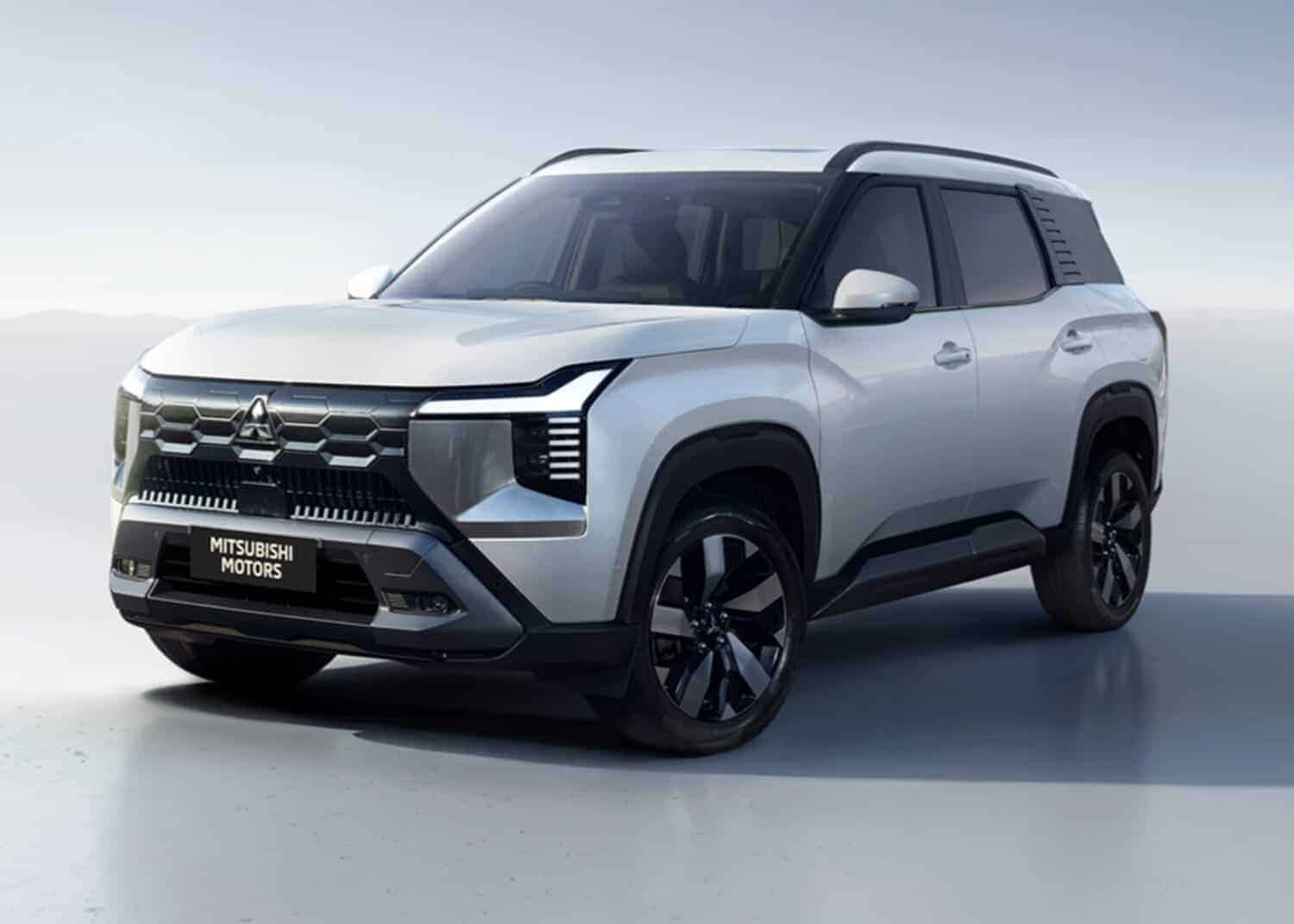 Concept Mitsubishi DST morphs into 7-seat Destinator