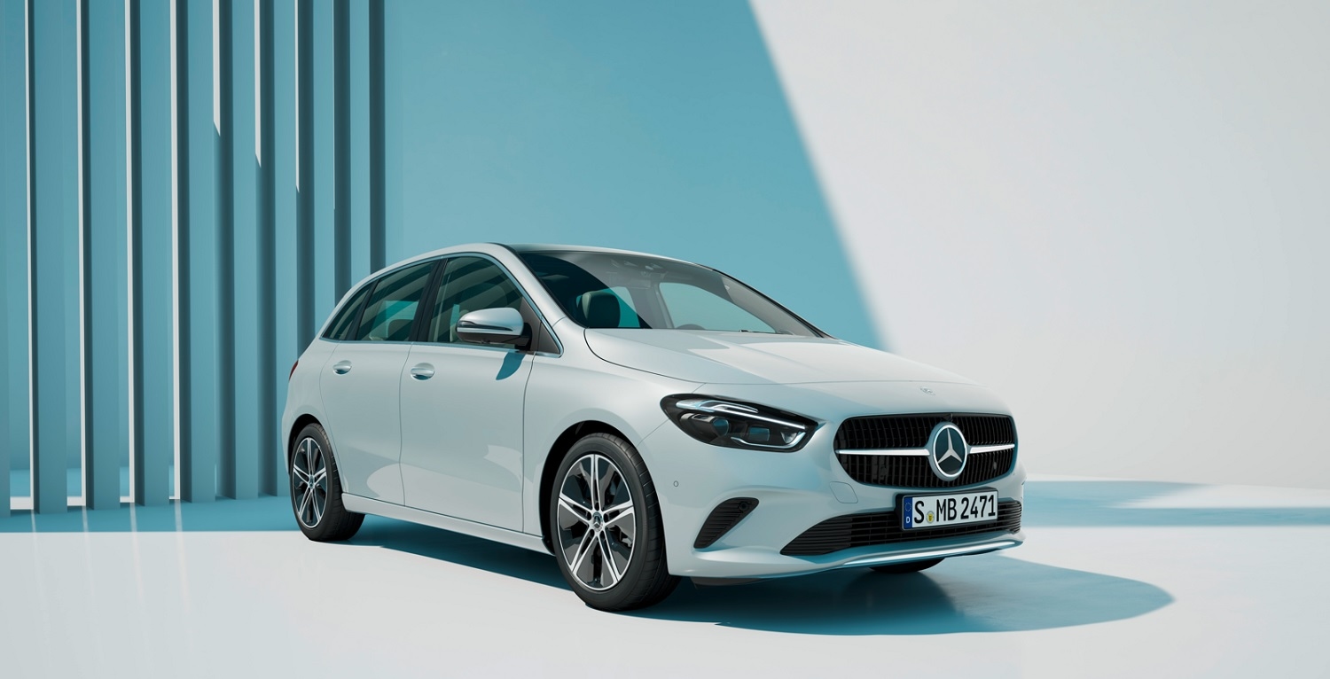 Mercedes-Benz changes its mind again: A-Class staying till 2028