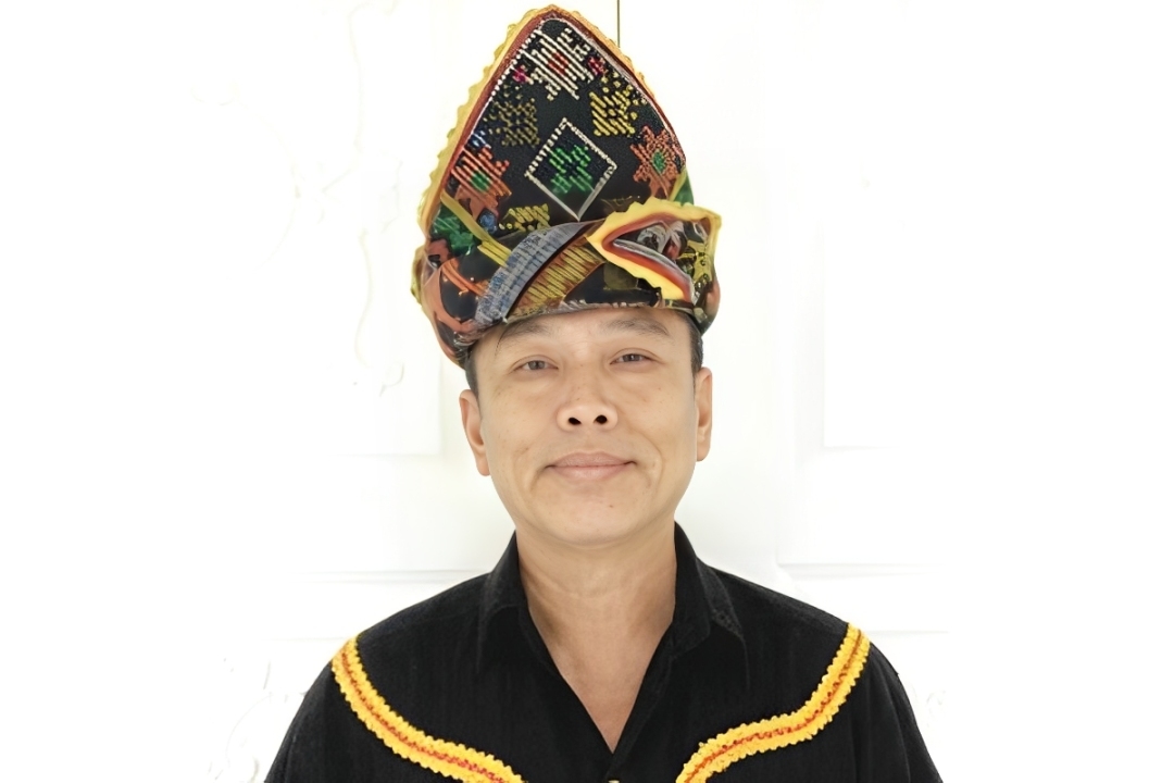 ‘Non-Muslims should oversee their affairs'