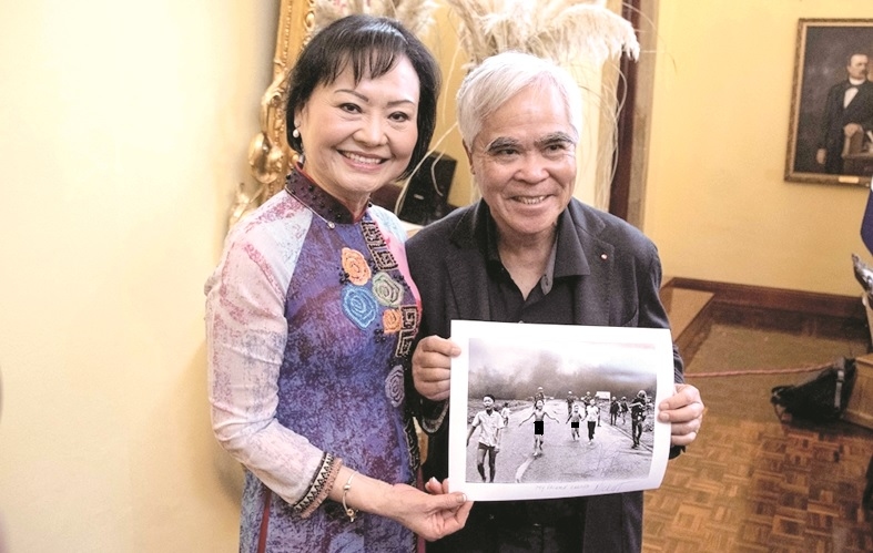 Photographer of ‘napalm girl' unclear: World Press Photo