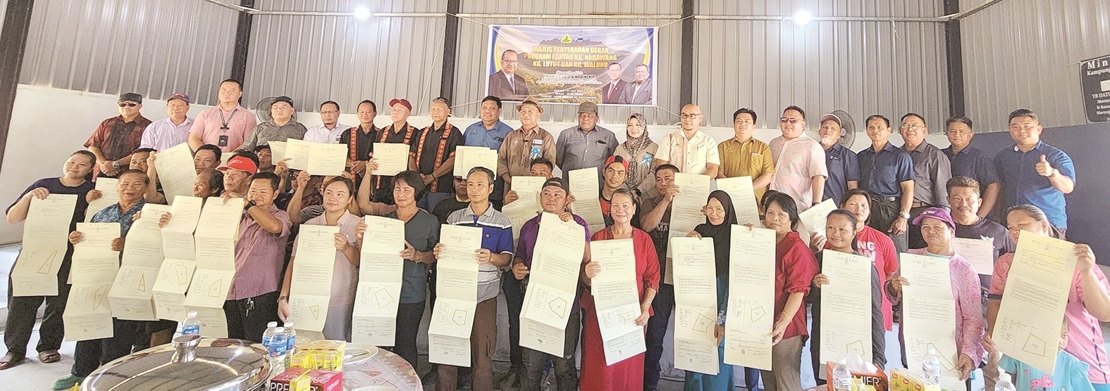 500 Ranau folks finally receive their land titles