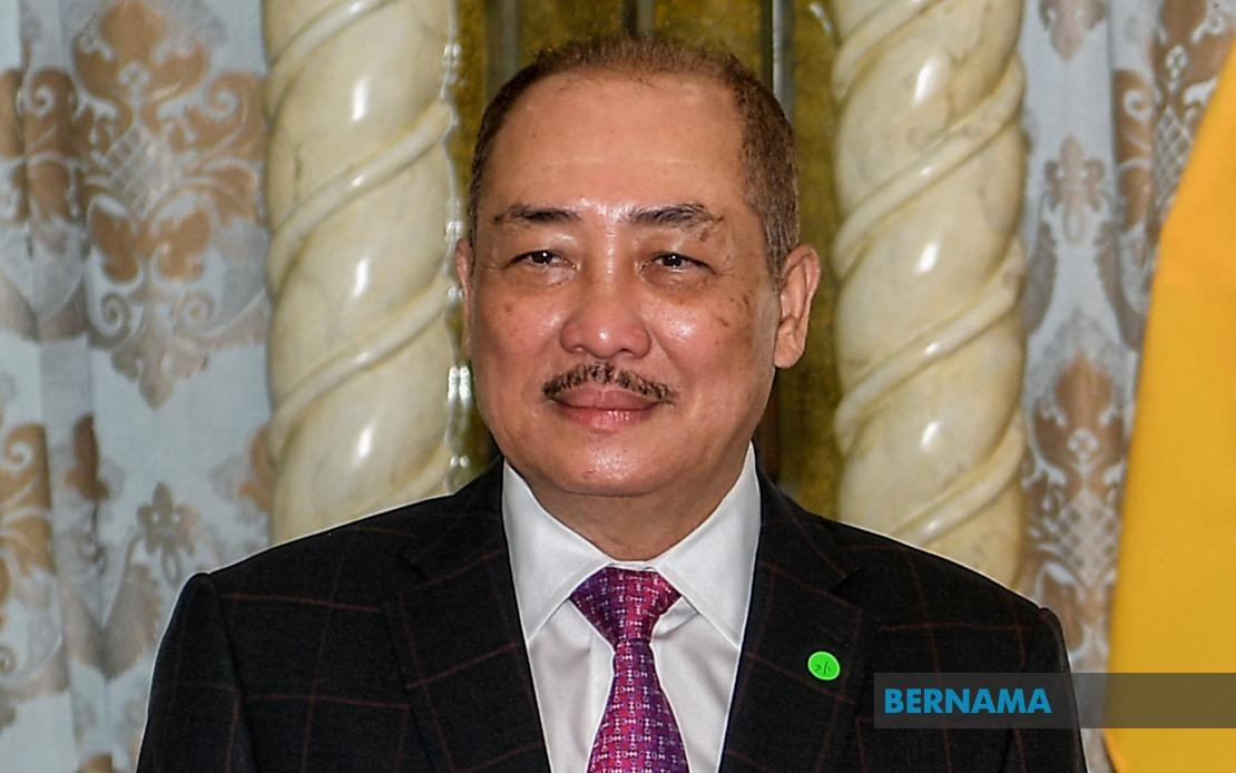 Hajiji extends condolences to Abang Jo on wife's passing