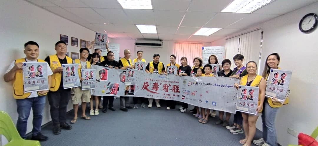 Fighting against drug abuse via film screening drive