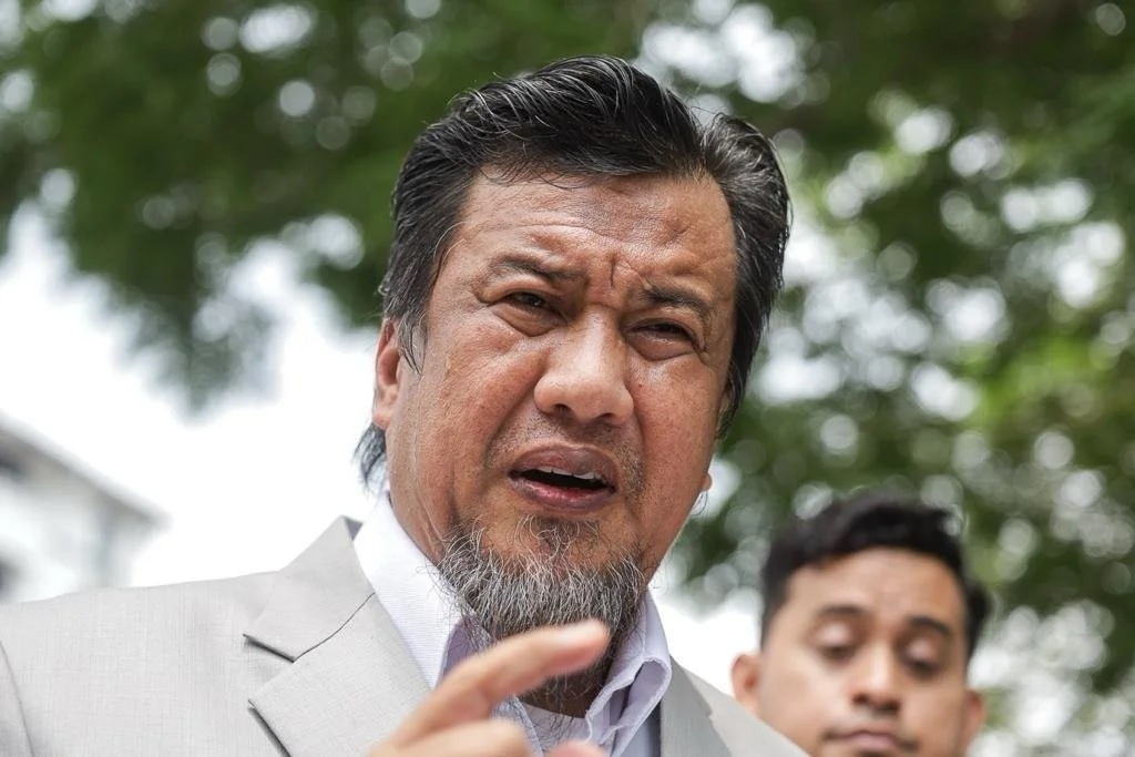 Expel them and demand resignation of UMS Vice-Chancellor: G57