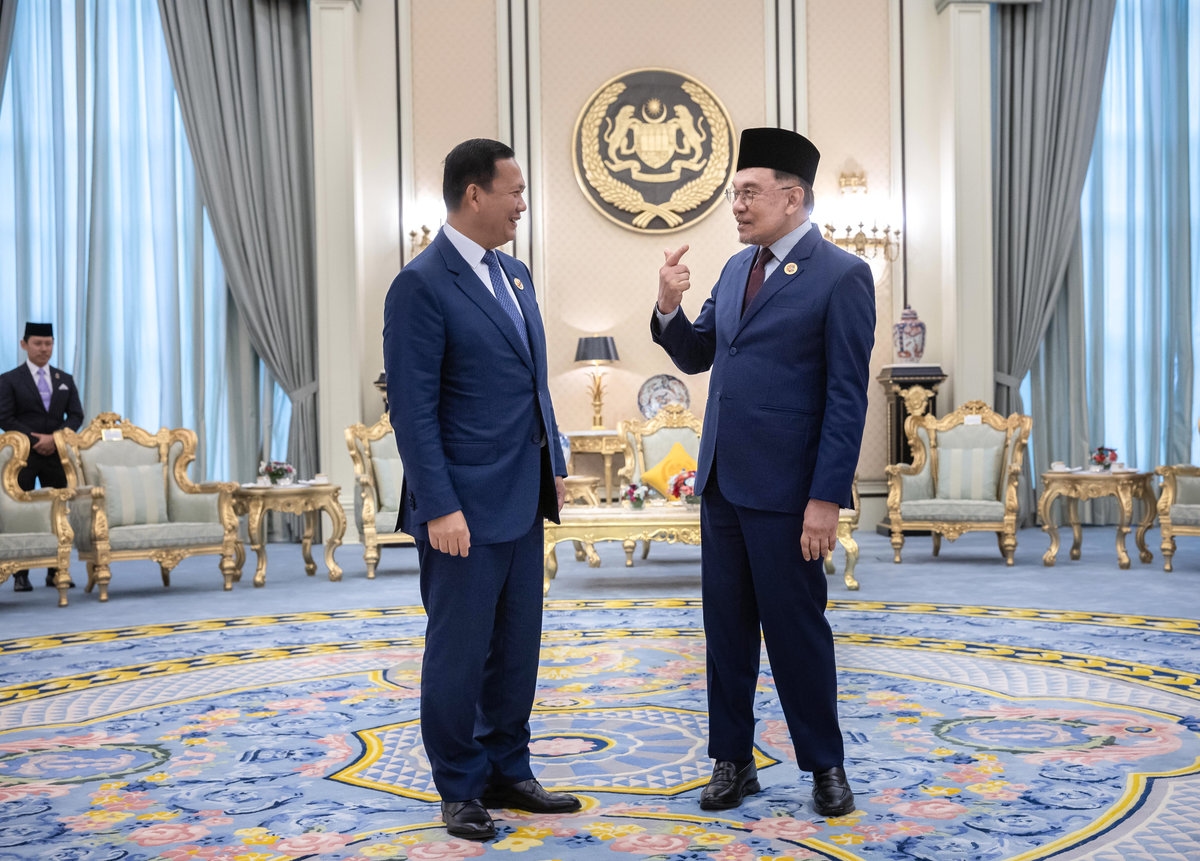Cambodia Prime Minister Hun Manet heads to Malaysia for Thailand ceasefire talks