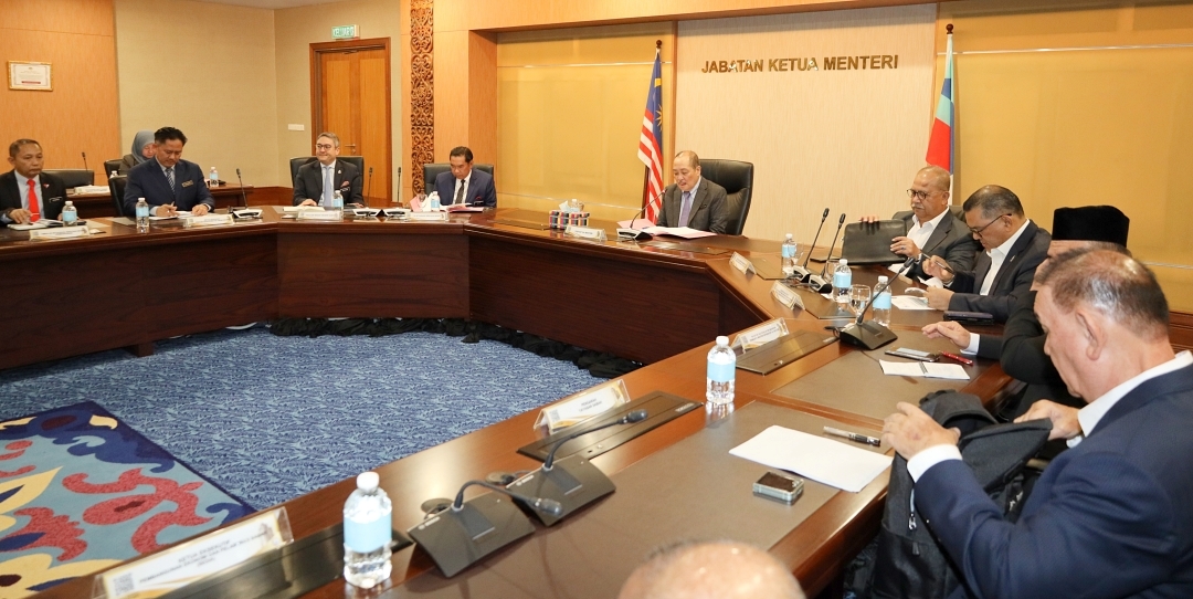 CM urges civil servants to maintain integrity during election year