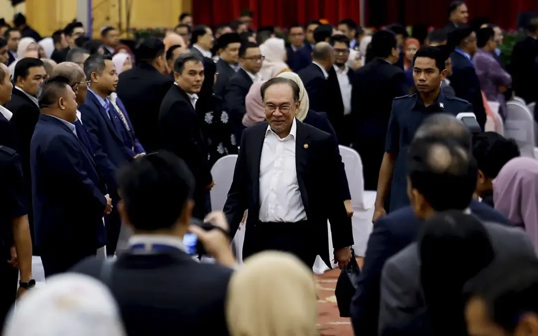 Anwar brushes aside furore over judicial appointment