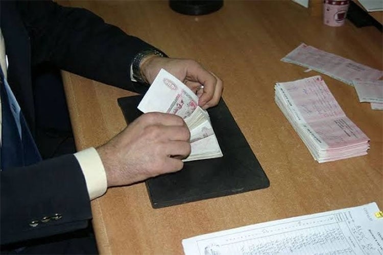 تسديد منحة 5 آلاف دينار للتلاميذ في آجال 31 جويلية
