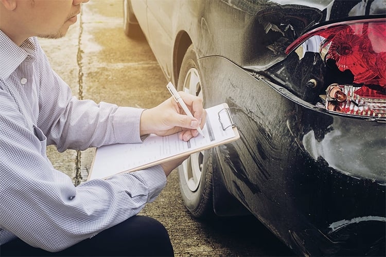 زيادات طفيفة في تأمين السيارات.. والدفع بـ'الكاش' ممنوع