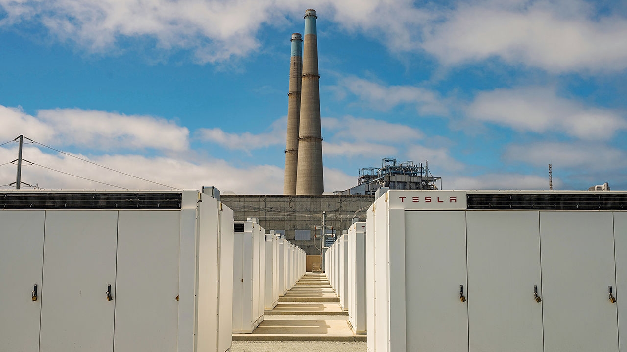 California has got really good at building giant batteries