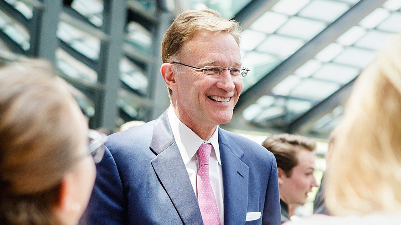 Wendell Weeks, the small-town boss at the big-tech table
