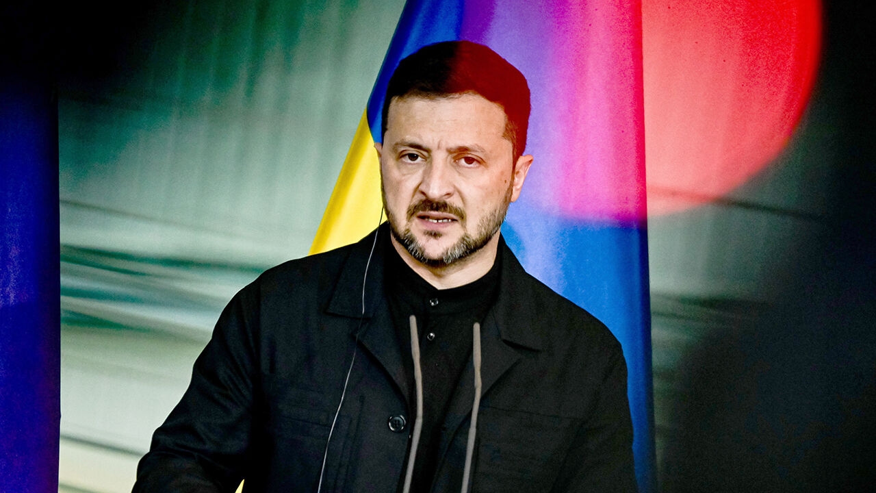Ukraine's leader, Volodymyr Zelensky, should junk a very bad bill