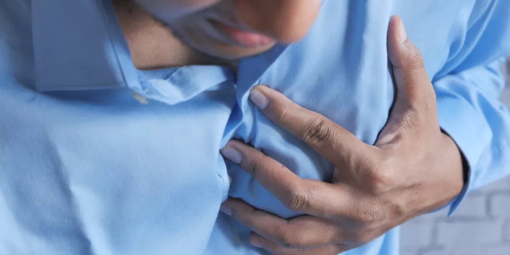 بعد وفاة الفنان أحمد عامر.. ما هي أعراض السكتة القلبية وطرق الوقاية منها؟