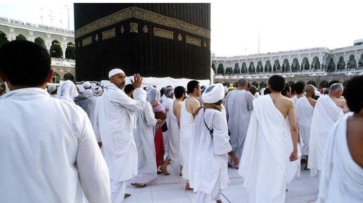 «تبدأ من 20 ألف جنيه».. أسعار رحلات العمرة 2025 ومدة كل برنامج
