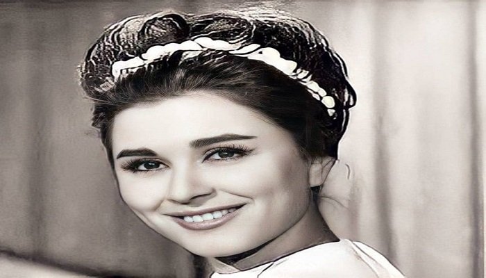 ذكرى رحيل سعاد حسني.. كيف حسمت السندريلا مصير الأمومة في حياتها؟
