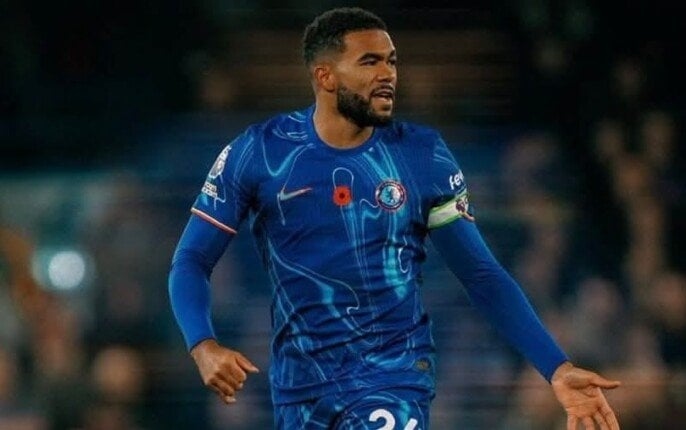 قائد تشيلسي ينتقد أرضيات ملاعب مونديال الأندية: «ليست بالجودة المطلوبة»