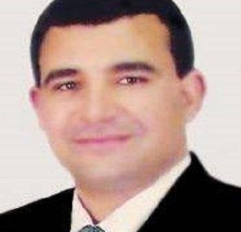 إيران بين خيارين