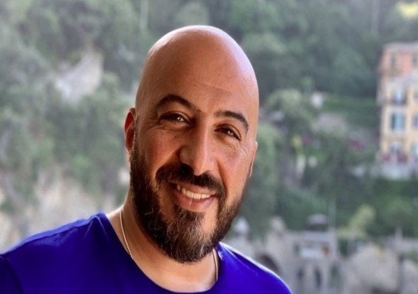 رفقة محمود عبد العزيز.. مجدي الهواري يحيي ذكرى فيلم الناظر