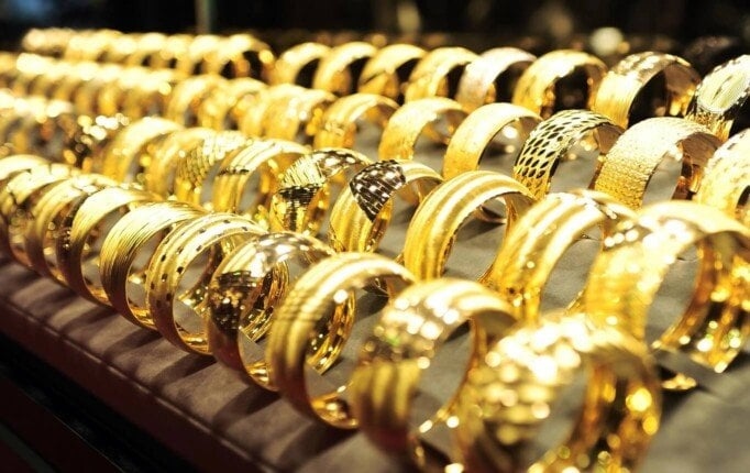 سعر الذهب في السعودية اليوم الأحد 29 يونيو 2025