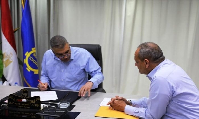 محافظ أسوان يعتمد تنسيق القبول بالمرحلة الثانوية للعام الدراسي 2025/2026