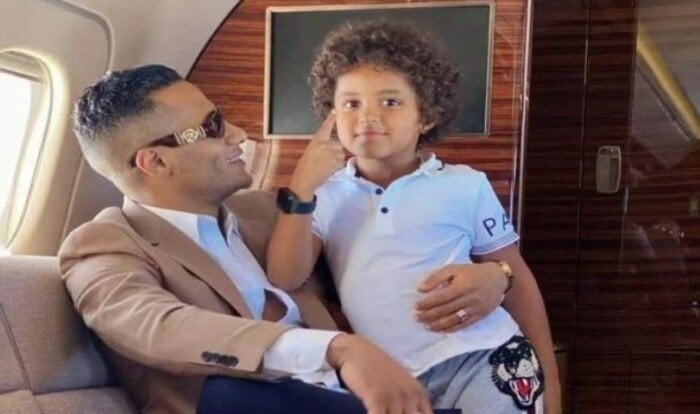 «الواد طالع لأبوه».. محمد رمضان يروّج لأحدث أغانيه