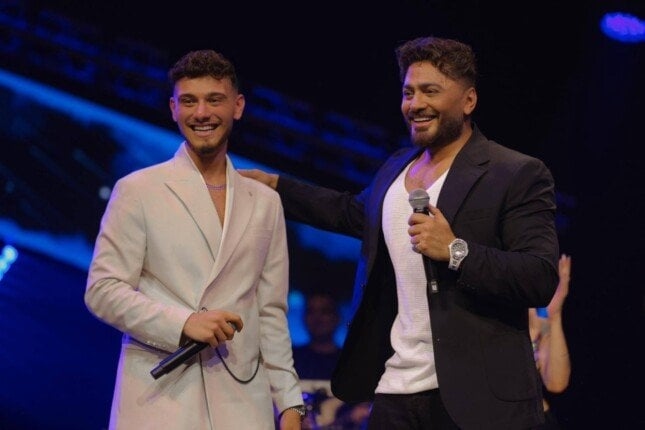 مهرجان العلمين الجديدة 2025.. تامر حسني والشامي يتصدران التريند بعد التعاون الأخير