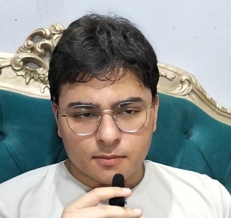 الرابع على الثانوية العامة بالقليوبية: حلمي كلية الهندسة