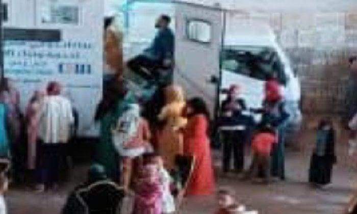كشف وعلاج بالمجان لـ 700 مواطن في قافلة طبية بالبحيرة