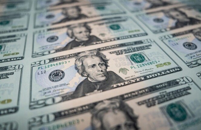 آخر تحديث لـ سعر الدولار مقابل الجنيه المصري اليوم الأحد